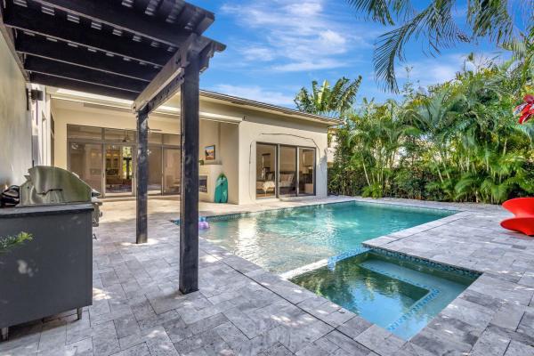 Lake Ida Manor, 718 NW 5th Ave, Delray Beach, Florida 33444, image 1
