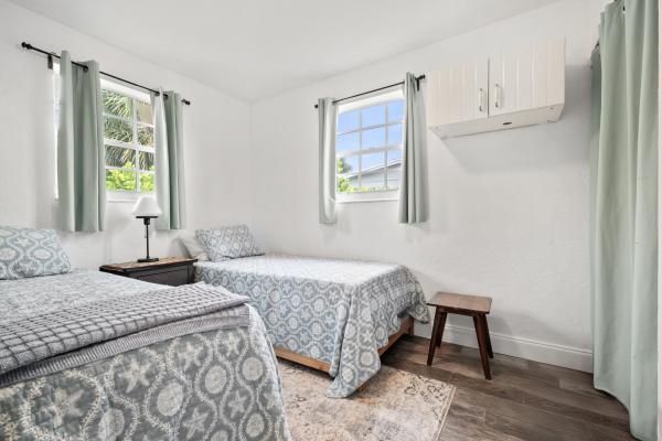 Twin Lakes South, 4200 NW 12th Ave, Oakland Park, Florida 33309, image 1