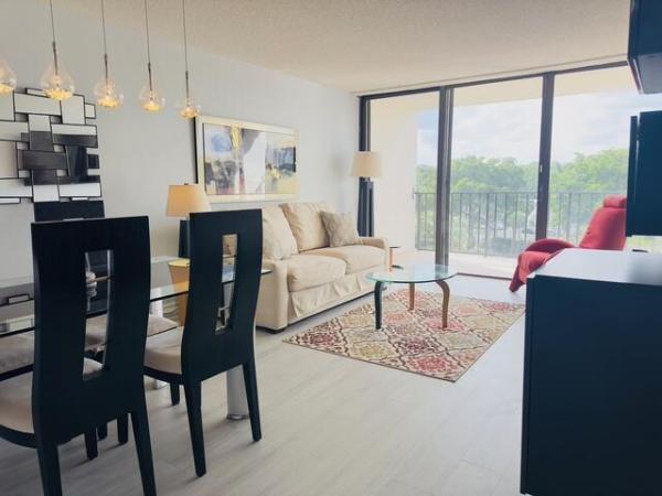 Lakeshore Club, 1830 Embassy Dr #505, West Palm Beach, Florida 33401, image 1
