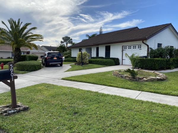 Lakes Of Lantana, 5901 White Cypress Dr, Lake Worth Beach, Florida 33467, image 1