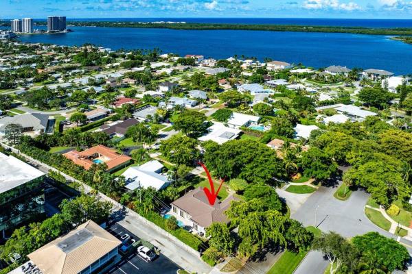 Yacht Club, 701 Buoy Rd, North Palm Beach, Florida 33408, image 2