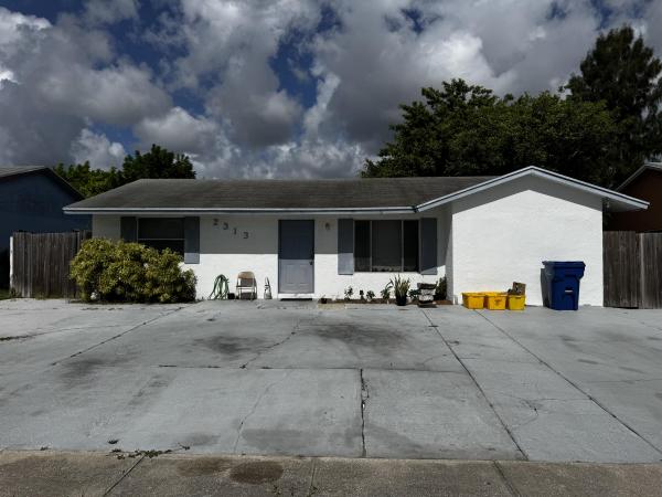 National Village, 2313 Z Ter, Riviera Beach, Florida 33404, image 1