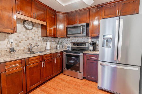 Flanders At Kings Point, 888 Flanders, Delray Beach, Florida 33484, image 1