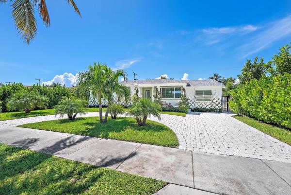 Broadmoor, 330 Macy St, West Palm Beach, Florida 33405, image 1