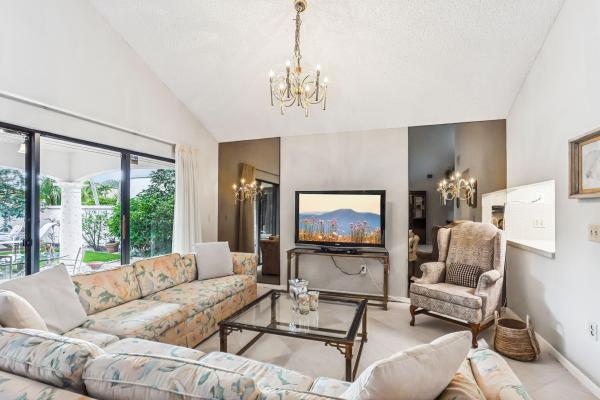 Villa D'Este, 2862 Deer Creek Via Venezia, Deerfield Beach, Florida 33442, image 1
