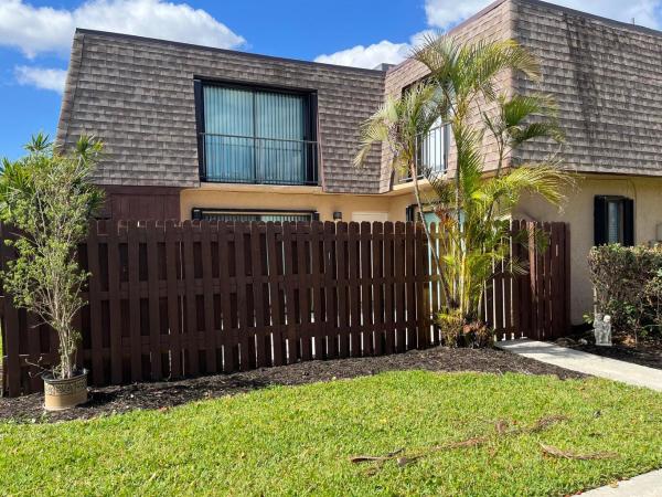 Waterview Estates, 5203 Waterview Cir, Palm Springs, Florida 33461, image 1