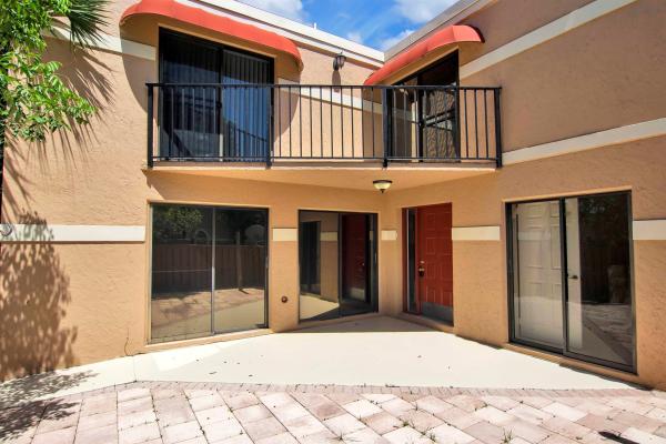Banyan Lake, 8050 Severn Dr #A, Boca Raton, Florida 33433, image 1