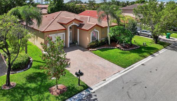 Newport At Turtle Run, 6118 NW 41st Dr, Coral Springs, Florida 33067, image 1