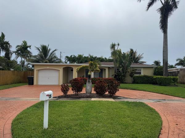 Winfield Park, 2250 NE 4th Ct, Boca Raton, Florida 33431, image 1