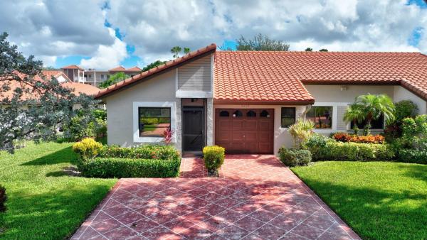 Huntington Pointe, 6235 Kings Gate Cir, Delray Beach, Florida 33484, image 1