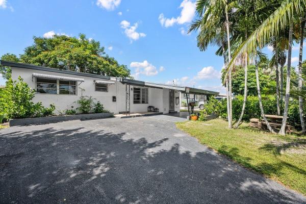Ro-Len Acres, 309 SW 7th St, Hallandale Beach, Florida 33009, image 1