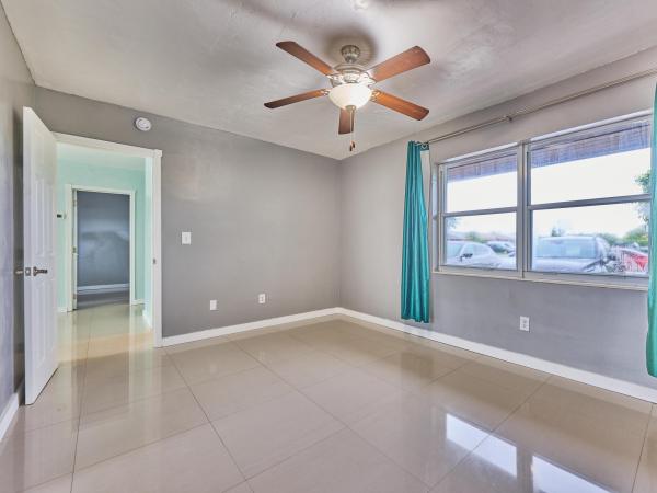 Royale Green, 13103 SW 42nd Ter, Kendale Lakes, Florida 33175, image 2