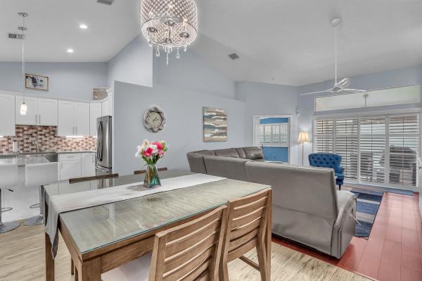 Lantern Walk, 152 Sandy Ln, Royal Palm Beach, Florida 33411, image 2