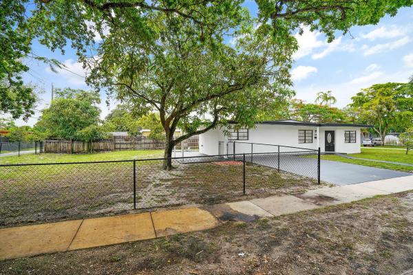 12805 NW 6th Ave, Miami, Florida 33168, image 1