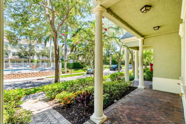 Sandpiper Cove At Botanica, 122 W Royal Palm Cir #102, Jupiter, Florida 33458, image 2