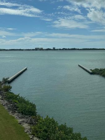 Harbour Isle East, 4 E Harbour Isle Ph Dr #Ph06, Fort Pierce, Florida 34949, image 1