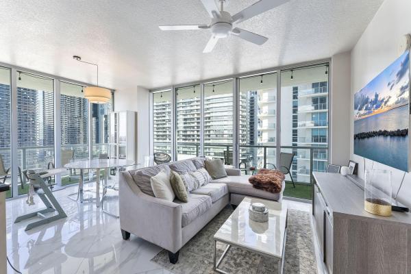 Axis On Brickell North, 1111 SW 1st Ave #2420-N, Miami, Florida 33130, image 1