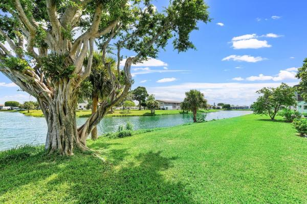 354 Chatham R, West Palm Beach, Florida 33417, image 1