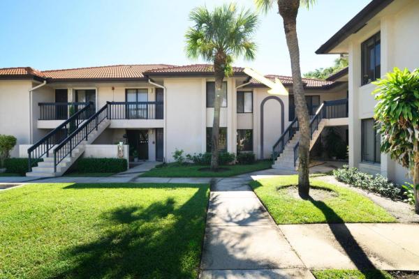 San Remo Golf & Tennis Club, 350 Club Cir #206, Boca Raton, Florida 33487, image 2
