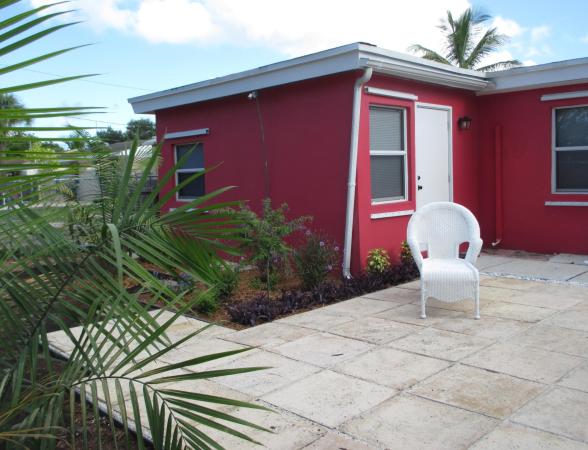 Lantana Residential, 626 Minnesota St, Lantana, Florida 33462, image 1