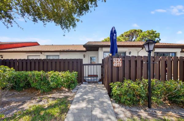 Pine Ridge At Haverhill, 4919 Sable Pine Cir #C, West Palm Beach, Florida 33417, image 1