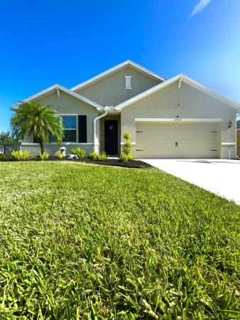 Crosstown Commons, 10947 SW Tessili Way, Port St. Lucie, Florida 34987, image 1