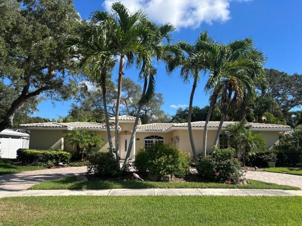 Royal Oaks Hills, 645 SW 5th St, Boca Raton, Florida 33486, image 1