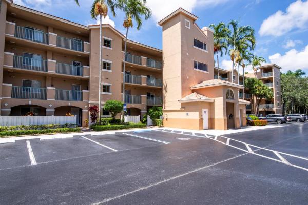 12547 Imperial Isle Dr #208, Boynton Beach, Florida 33437, image 1