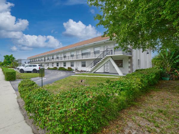 Maple Leaf Villas, 227 Castlewood Dr #203, North Palm Beach, Florida 33408, image 1