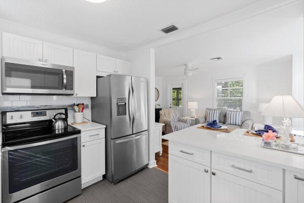 118 SE 7th Ave, Delray Beach, Florida 33483, image 2