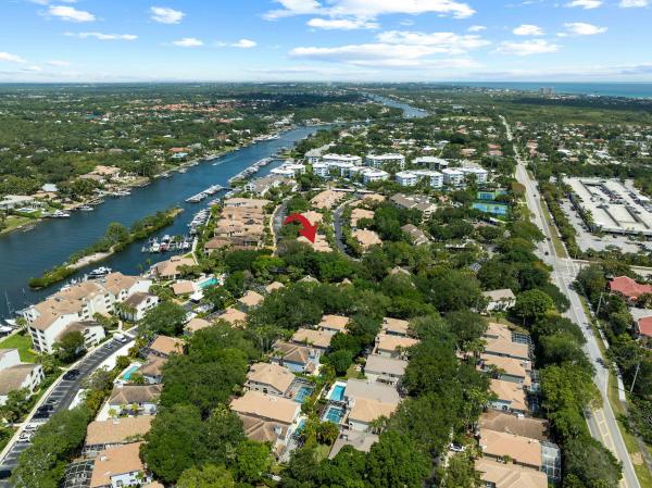 Coral Cove At Oak Harbour, 463 Coral Cove Dr, Juno Beach, Florida 33408, image 1
