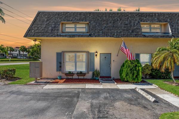 Versailles Villas, 1745 NW 4th Ave #1, Boca Raton, Florida 33432, image 1