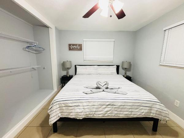 Kendall Green, 2010 NE 1st Ave, Pompano Beach, Florida 33060, image 3