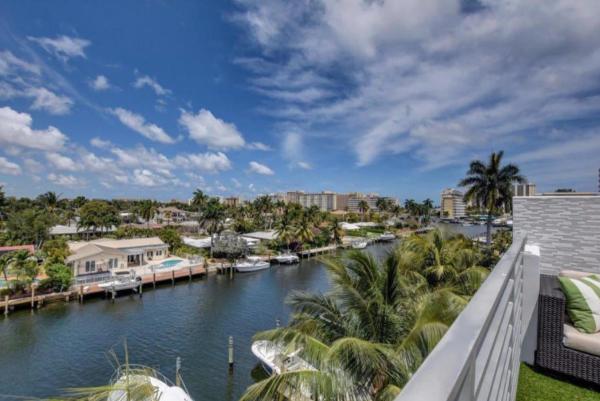Aqual Lofts, 2743 NE 1st St, Pompano Beach, Florida 33062, image 1