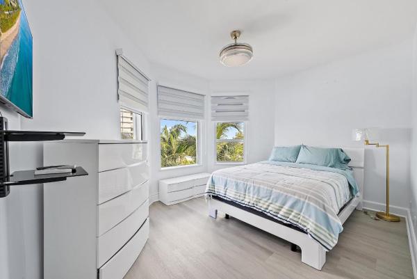 Athena, 2070 N Ocean Blvd #Ph4, Boca Raton, Florida 33431, image 1