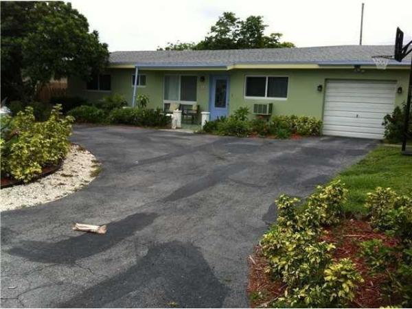 520 NE 36th St, Boca Raton, Florida 33431, image 1