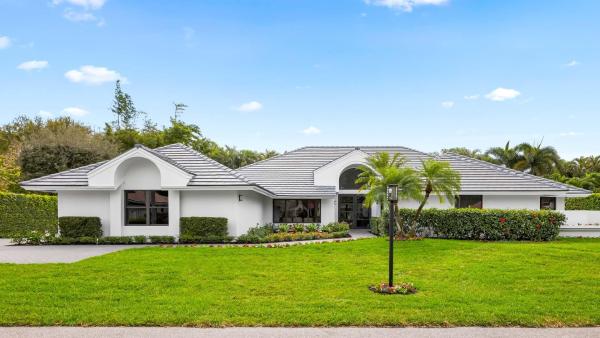 Pine Tree Golf Club, 4606 Gleneagles Dr, Boynton Beach, Florida 33436, image 1