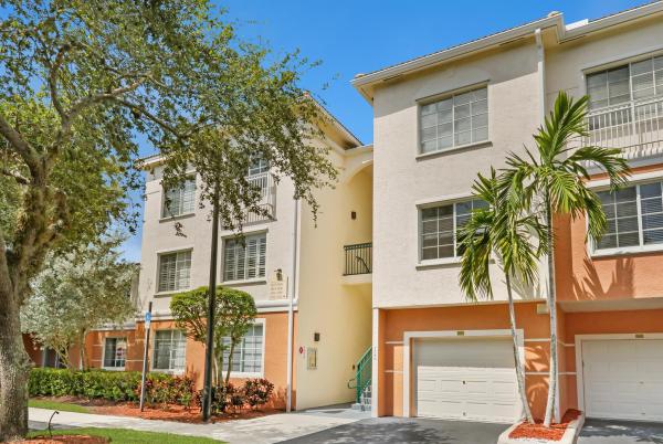 3205 Myrtlewood Cir, Palm Beach Gardens, Florida 33418, image 1