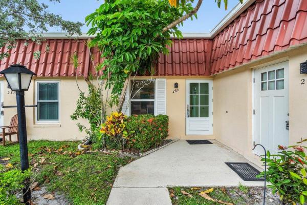 Covered Bridge, 289 Cape Cod Cir, Lake Worth Beach, Florida 33467, image 1