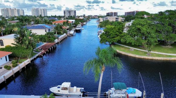 Sherwood House, 6100 NE 7th Ave #17, Boca Raton, Florida 33487, image 1