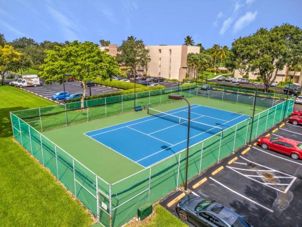 Camino Real Village, 5650 Camino Del Sol #200, Boca Raton, Florida 33433, image 2
