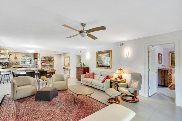 102 Clubhouse Cir, Jupiter, Florida 33477, image 1