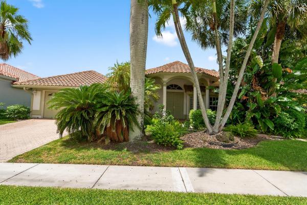Boca Isles South, 20017 Palm Island Dr, Boca Raton, Florida 33498, image 1