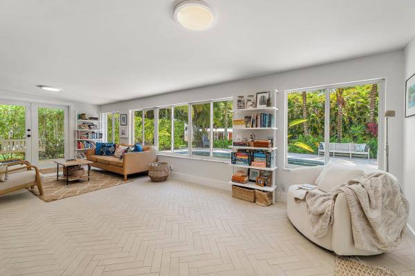 Palm Beach Country Estates, 6820 140th Ln N, Palm Beach Gardens, Florida 33418, image 1