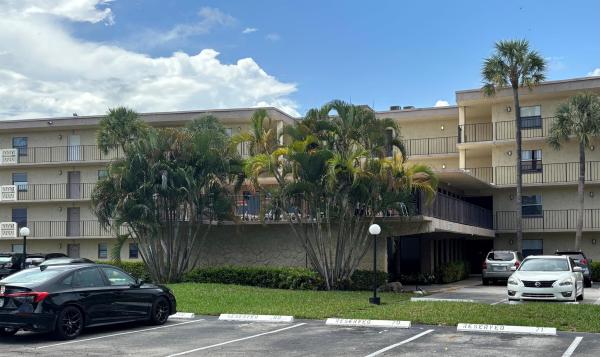 Isle Of Boca Dunes, 9355 SW 8th St #216, Boca Raton, Florida 33428, image 1