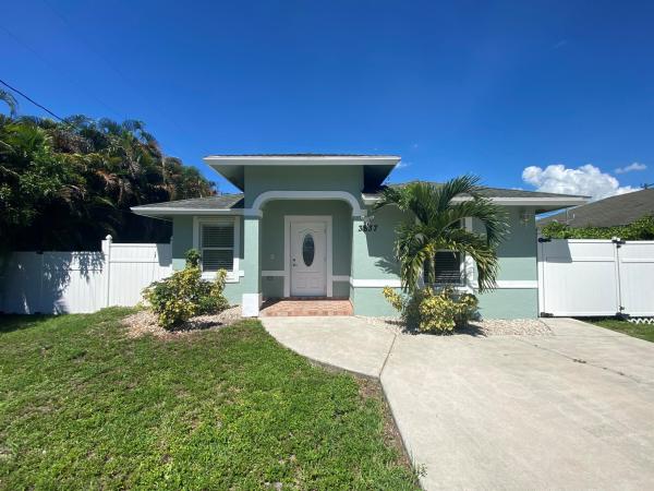 Lake Echo, 3837 Riedel Ave, Palm Springs, Florida 33461, image 1