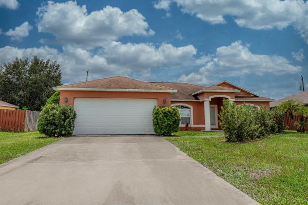 638 SW Mccullough Ave, Port St. Lucie, Florida 34953, image 1