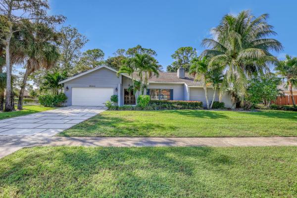 Pinewood Grove Of Wellington, 13475 La Mirada Cir, Wellington, Florida 33414, image 1