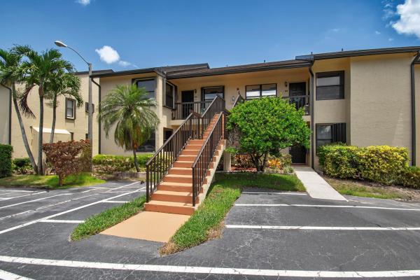 4696 Lucerne Lakes Blvd #102, Lake Worth Beach, Florida 33467, image 1