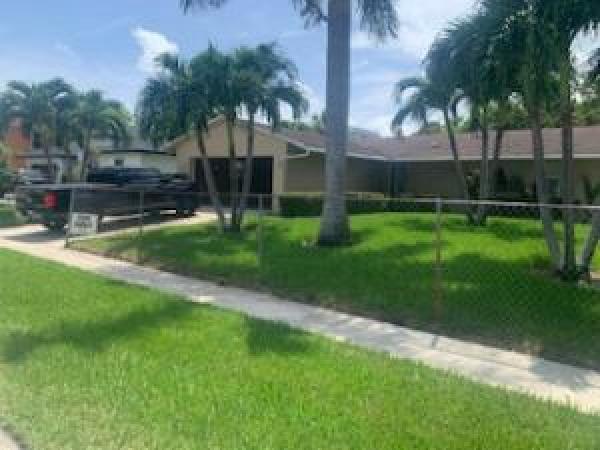 Roosevelt Estates, 1489 N Mangonia Cir, West Palm Beach, Florida 33401, image 1